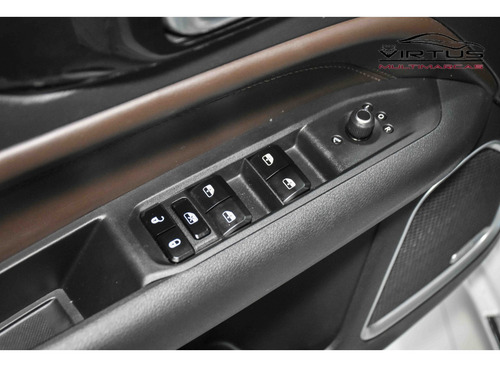 Jeep Commander 2.0 TD380 TURBO DIESEL OVERLAND AT9