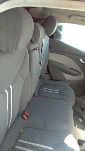 Sala De Asientos Tela Dart 2013 1.4 T Std. Mínimo Detallito (Usado)