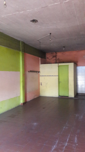 Alquilo Local Sobre Ruta 21 Laferrere Próximo A Estacion Eva Duarte