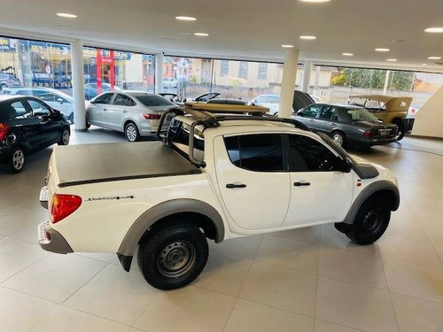 Imagem 6 de 14 de Mitsubishi L200 Savana 3.2 4x4 16v Turbo Intercooler Diesel