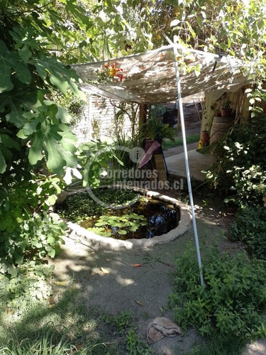 Casa En Venta De 4d En Terreno De 1.038 M2 En Requínoa