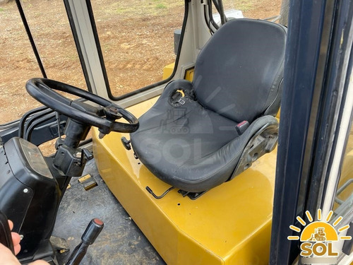 Imagem 10 de 16 de Empilhadeira Caterpillar Dp70 7 Toneledas