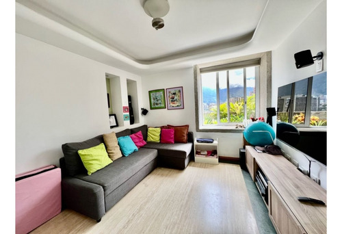 Se Vende Pb 400m2 + 400m2 Terraza 4h+s+e/5b/2p Lomas De Las Mercedes
