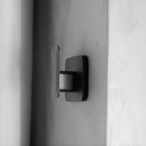 Juego con 2 ganchos de pared cerrados Elight Cge150, o negros