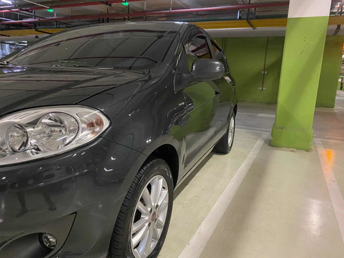 Fiat Palio 2015 1.6 16v Essence Flex Dualogic 5p