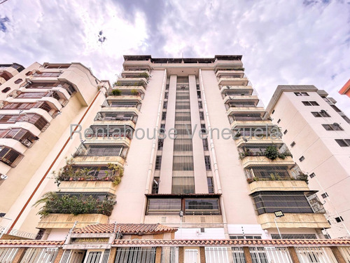 Apartamento Remodelado En Venta, Urb. El Paraiso