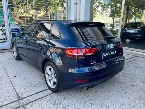 Imagen 7 de 9 de Audi A3 Sportback 1.4 Tfsi Alcantara