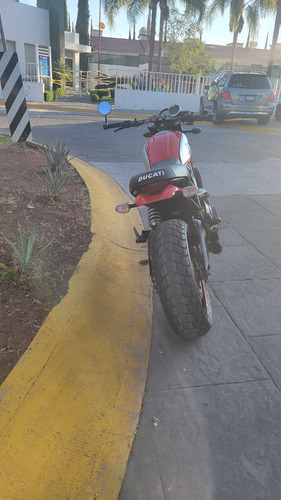 Ducati Scrambler 800 Modificada A Independent