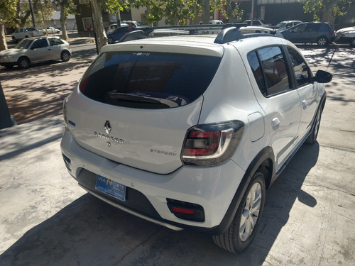 Imagen 8 de 10 de Renault Sandero Stepway Privilege 2016