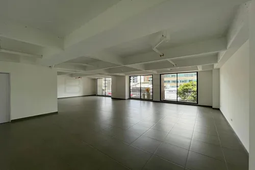Oficina En Arriendo/venta En Chico Reservado. Cod A5822