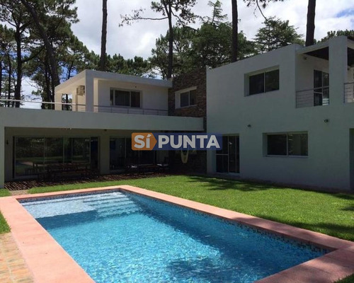 Imagen 1 de 7 de Hermosa Casa En Alquiler Y Venta