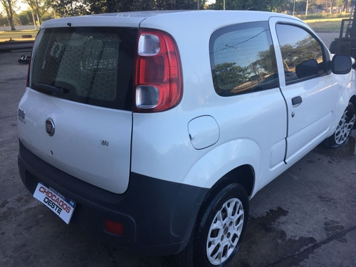 Imagen 6 de 19 de Fiat Uno Cargo