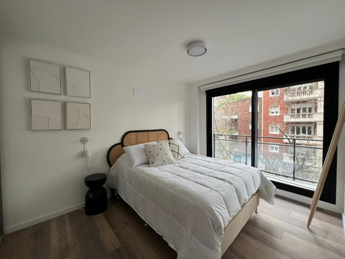 Venta Apartamento Monoambiente Con Terraza A Estrenar Pocitos