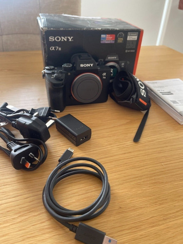 Imagen 1 de 4 de Sony A7 Iii 24.2 Mp Mirrorless Digital Camera - Black Bikeir
