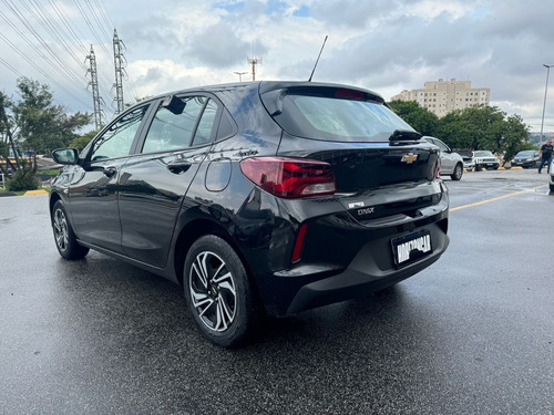 Chevrolet Onix HATCH LT 1.0 12V Flex 5p Mec.