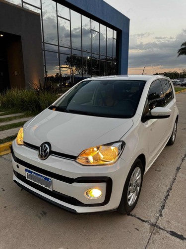 Volkswagen Up! 1.0 High Up! 75cv 5 p