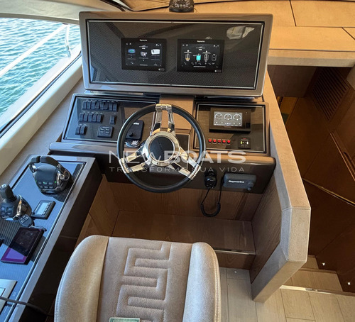 Intermarine 62 Ñ Azimut Schaefer Ferretti Princess