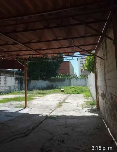 Imagen 2 de 10 de Terreno En Alquiler En Porlamar
