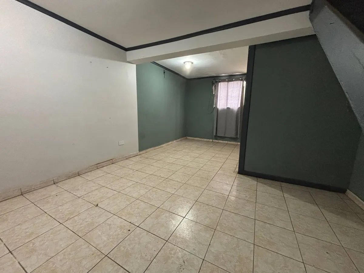 Imagen 1 de 8 de Departamento Duplex En Zona Estratégica De Estación Central