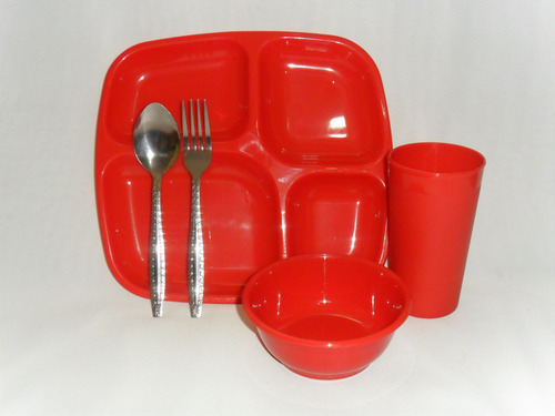 Charola De 4 Divisiones,vaso,tazón,tenedor,cuchara 100 Jgs.