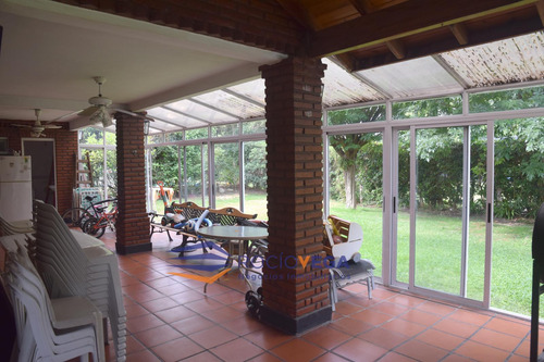 Casa A La Venta En Country Banco Provincia