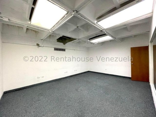 Imagen 14 de 14 de Oficina En Alquilerchuao 22-19082 Renta House Los Samanes