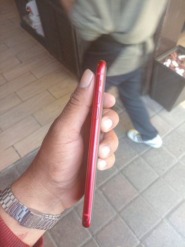 Apple Iphone 11 (64 Gb) - (product)red Rojo
