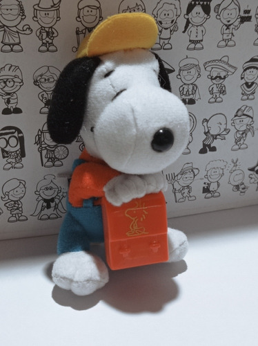 Snoopy Y Sus 28 Sueños Carpintero Colección Mcdonalds 2001