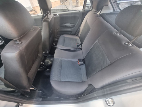 Imagen 8 de 15 de Volkswagen Gol Trend 2018 1.6 Comfortline 101cv $6600000