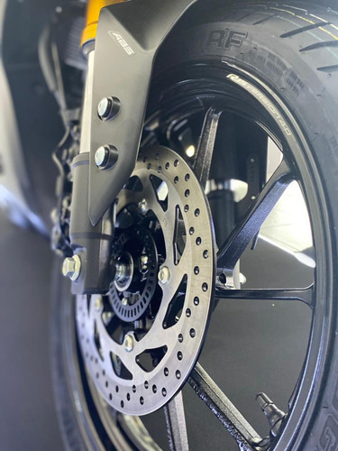 Yamaha R-15 Modelo 2025