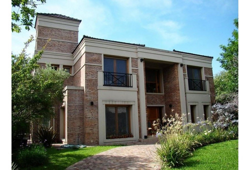 Exc Chalet 2 Pl Con Detalles De Categoria .