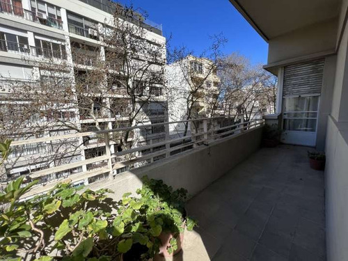 Imagen 8 de 16 de Venta De Apartamento 3 Dormitorios En El Centro