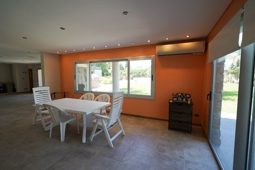 Imagen 12 de 30 de Venta Casa, 5 Amb. Pileta, Parque B Cerrado Casco Leloir