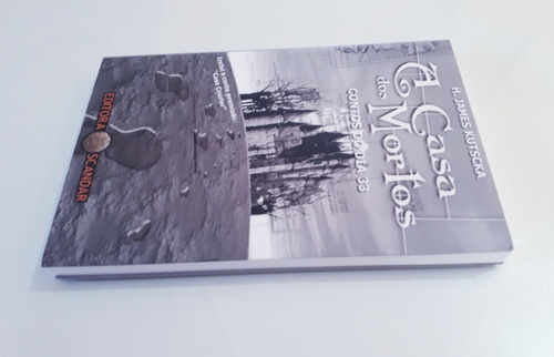 Livro: A Casa Dos Mortos - Contos Do Dia 33 - H.james (Usado)