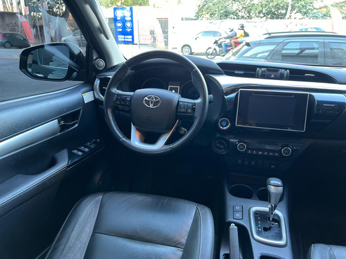 Toyota Hilux 2.8 Tdi Srx Cab. Dupla 4x4 Aut. 4p