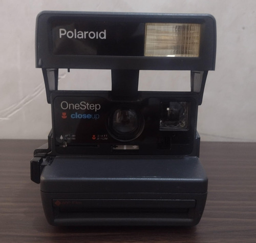 Camara Instantanea Polaroid 600
