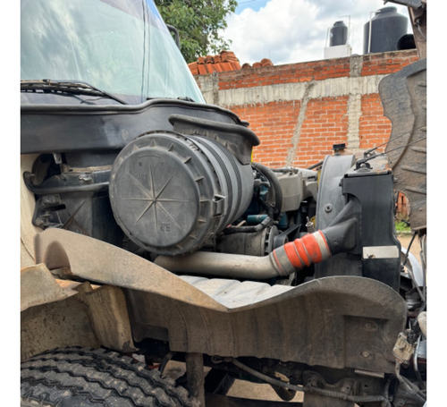 International 4300 Dt 466 Mod. 2007, Pipa De Agua