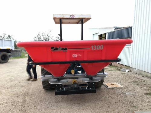 Fertilizadora Abonadora Agricola De 1300 Lts. Rdm