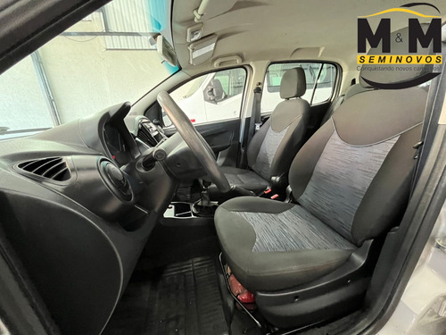 Fiat Uno 1.0 EVO ATTRACTIVE 8V FLEX 4P MANUAL