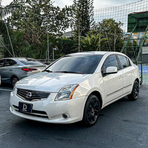 Nissan Sentra 2.0 E