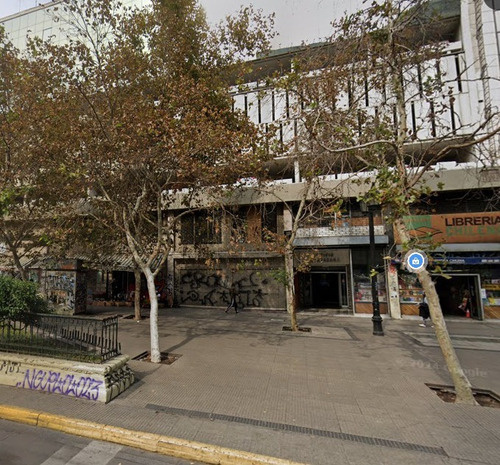 Estacionamiento Doble / Alameda A Dos Cuadras De La Moneda