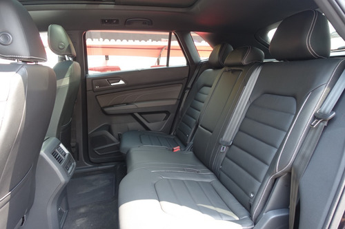 Imagen 9 de 13 de Volkswagen Teramont Cross Sport 2021
