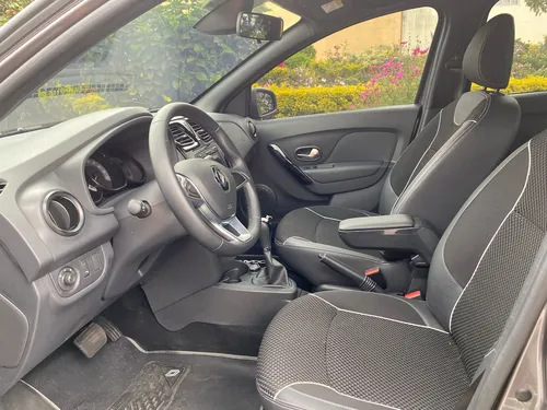 Renault Logan 1.6 Intens Aut