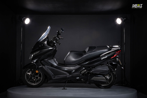 Kymco X-town 300