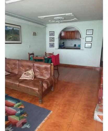 Casa De Dos Pisos Independiente En Guarne Para Remodelar