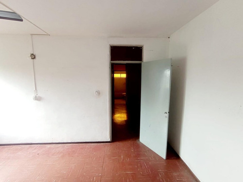 Imagen 19 de 21 de Departamento De 3 Dormitorios En Venta Barrio Rucci