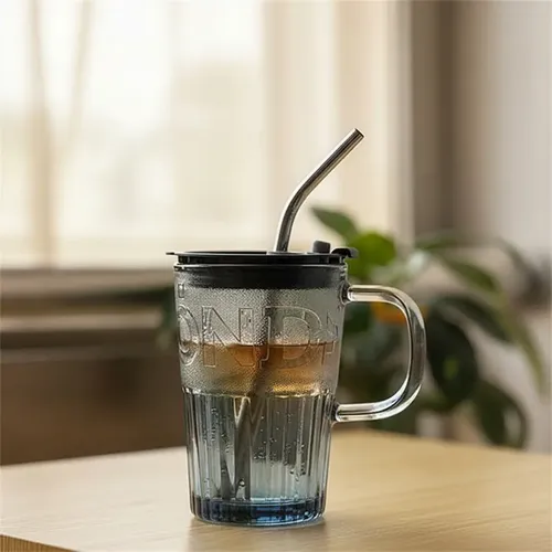 Caneca De Vidro 400ml Com Tampa ​E Canudo Para Suco Chá Café Fumê