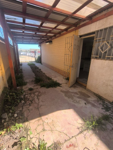 Casa Muy Bien Ubicada En El Centro De Las Cruces