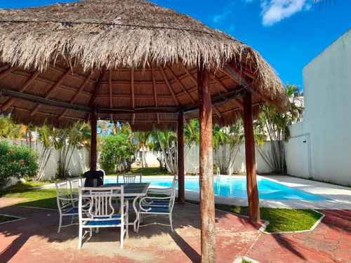 Casa En Venta En Jardines Bonampak