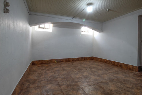Imagen 7 de 16 de Casa Edificio, 3 Pisos, Zócalo, Terraza, 15 Habitaciones.